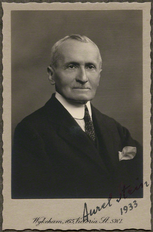 徐悲鸿破坏敦煌莫高窟,徐悲鸿笔下的十大画家