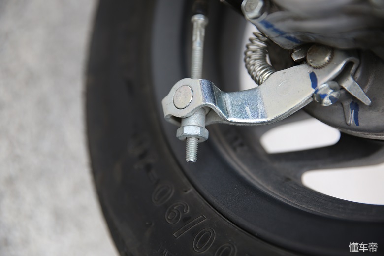 新大洲本田rx125裂行哪种颜色好看,新大洲本田裂行rx125和铃木uy125