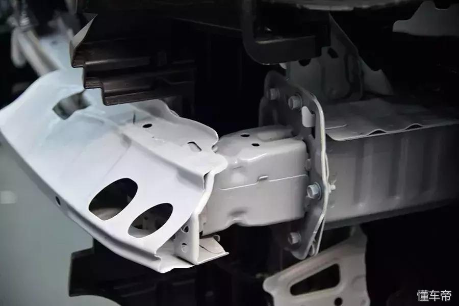 本田缤智防撞梁需要更换吗,本田地球梦1.5t缤智防撞梁