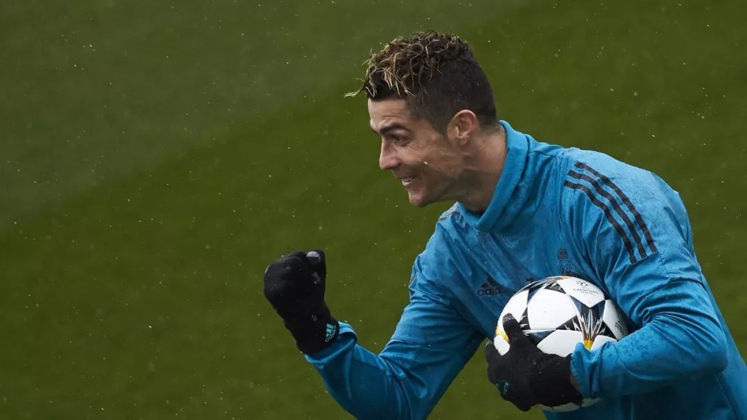 恒大冰泉武大靖,恒大冰泉武大靖限量珍藏