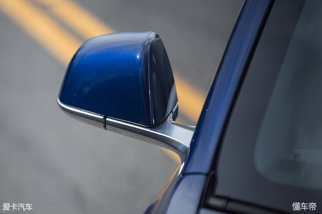 电动汽车的新王者来了！爱卡试驾特斯拉Model3！