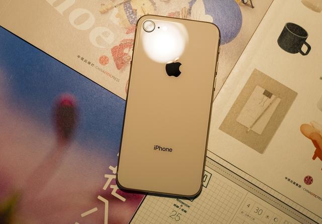 目前烂大街的四款手机,这四款手机堪称不后悔系列