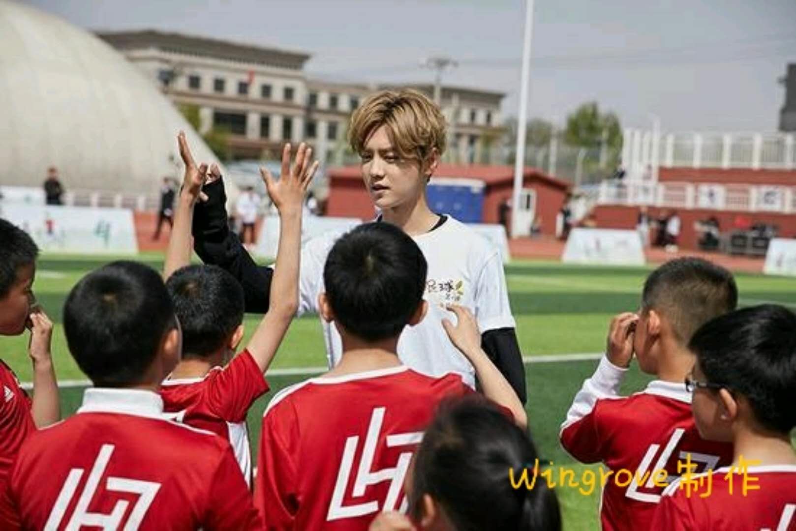 鹿晗有梦想不放弃,鹿晗有多喜欢咖啡