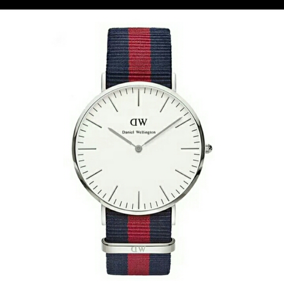 好看又实用的dw手表,dw手表全黑款