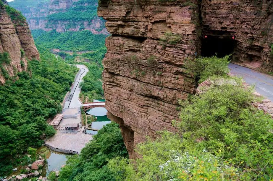 身未动心已走在梦想的路上,身未动心已远自驾