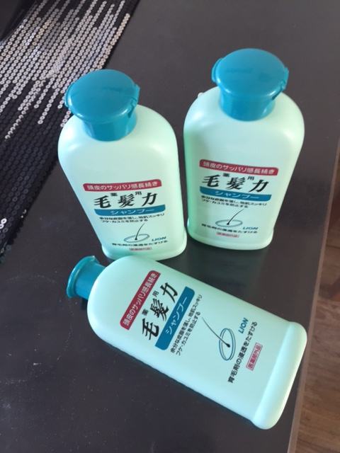 真的很好用的持久留香洗发水,给大家推荐一款很好用的洗发水