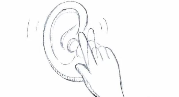 三个月宝宝洗澡耳朵进水要不要紧,给宝宝洗澡怎么避免水进入耳朵