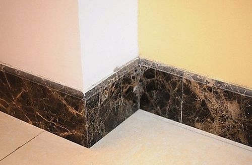 瓦工师傅说这样打灰不空鼓不翘砖,瓦工师傅铺贴瓷砖细节很重要