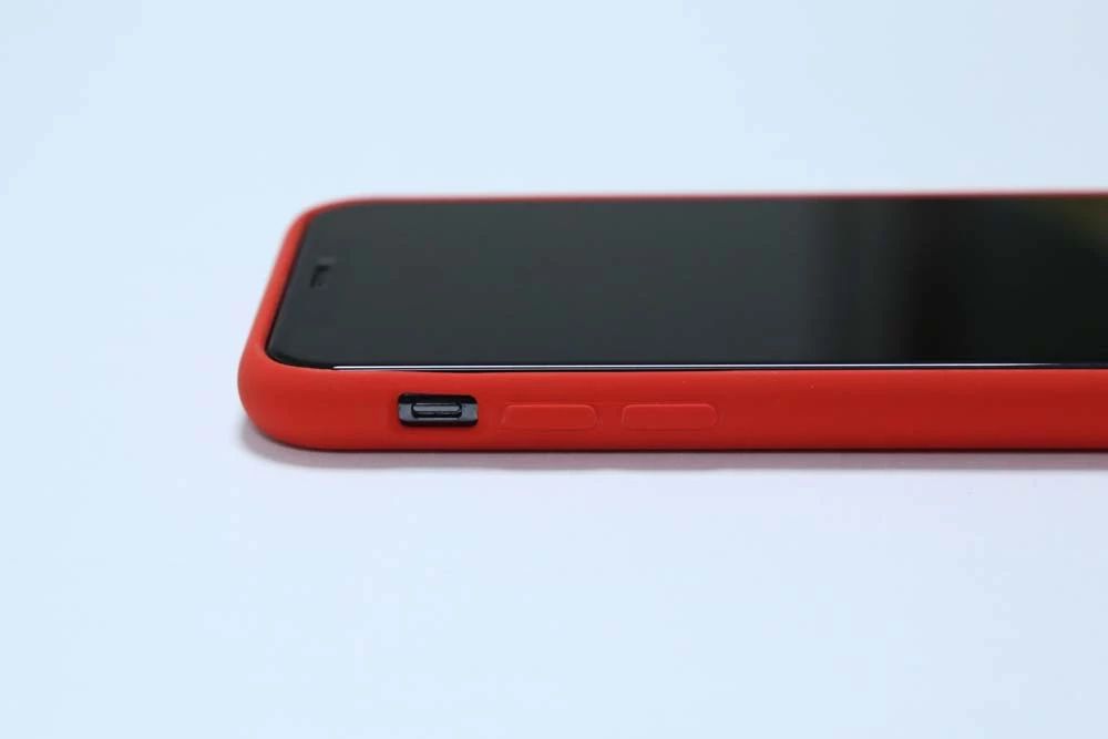 一张iphone15屏幕保护膜售价348元,iphonex贴膜要多少钱