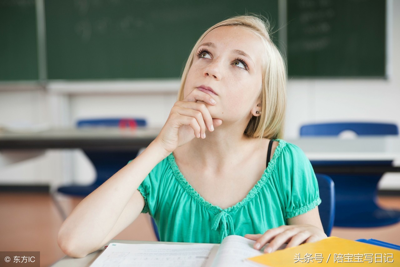 小孩忘记带书去学校要送过去么,孩子总是忘带书该不该送去