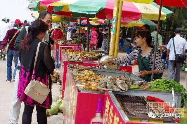 人真多！要挤爆金滩了，防城港再一次嗨翻了！