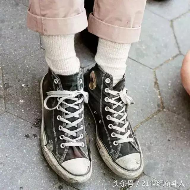 真TM想砍死踩脏我乔丹鞋的人……