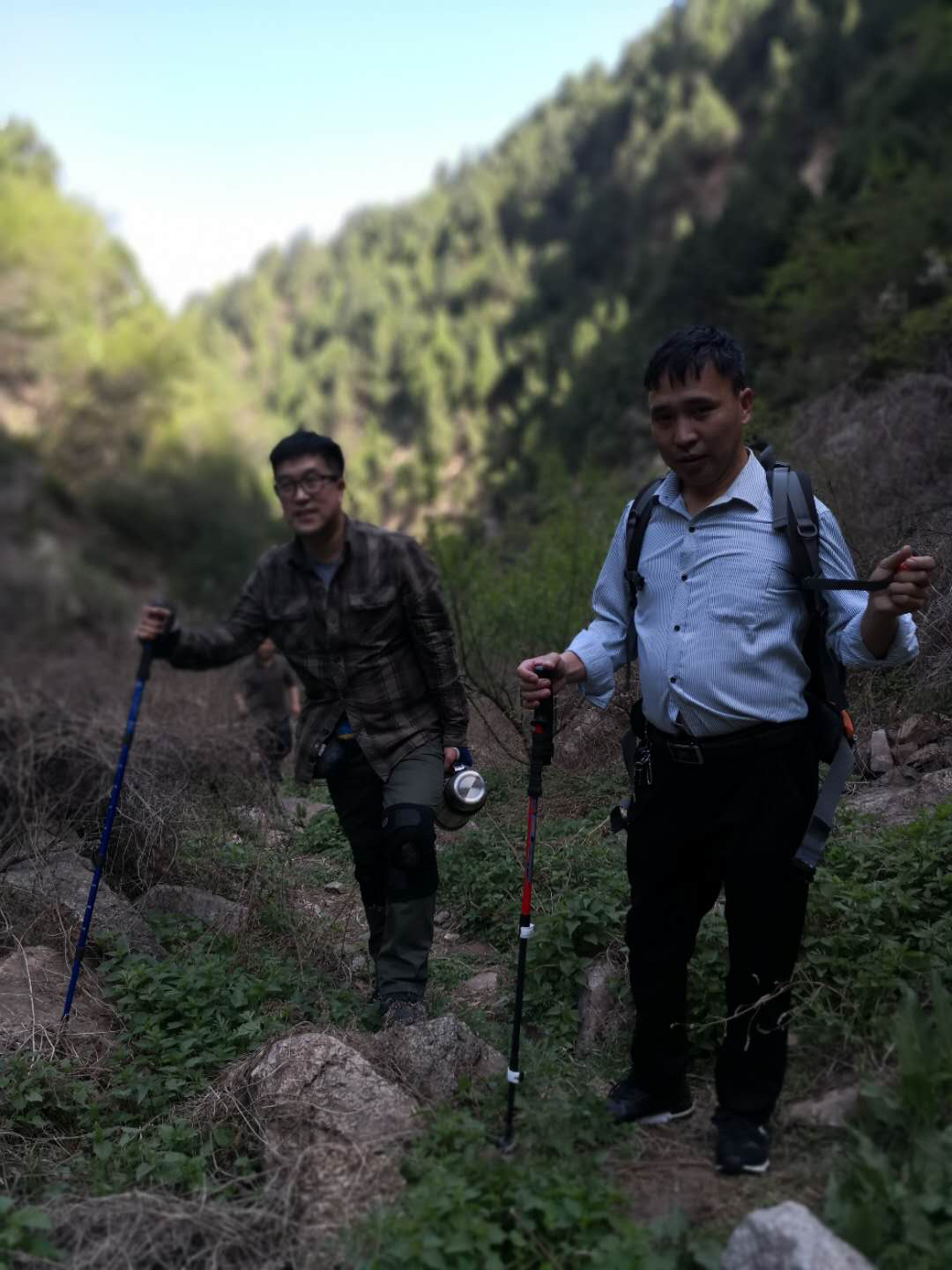 灵石村落徒步,徒步穿越山