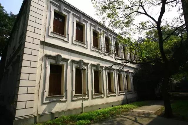 浙江图书馆怎么免费借书,24小时图书馆可以自助借书吗