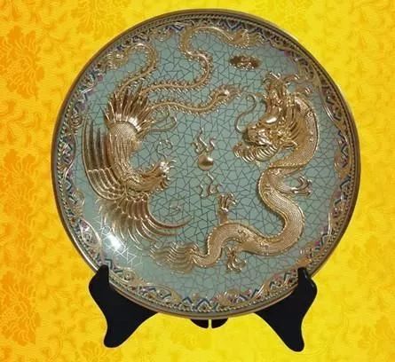 福建脱胎漆器已有180多年历史,脱胎漆器和木胎漆器