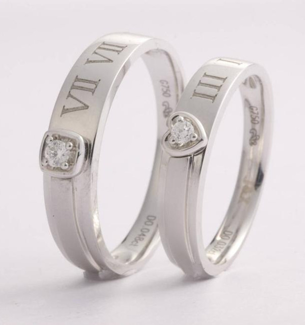 对戒刻字一般刻自己的还是对方的,对戒上刻英文刻什么好