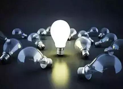 1万字800元,毕业季*文代论写**、买卖行为是不是“替考”?能不能入刑?