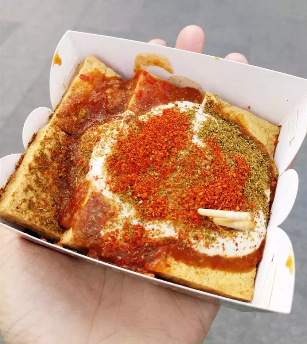 集齐大连7家好吃的臭豆腐小店,大连美食推荐必吃臭豆腐