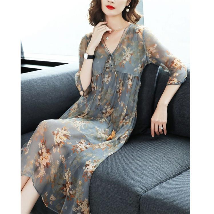 碎花连衣裙穿起来显胖有什么方法,肩宽女生适合的长袖碎花雪纺上衣