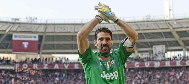 布冯参加22年世界杯预选赛了吗,布冯卡西利亚斯巴西世界杯