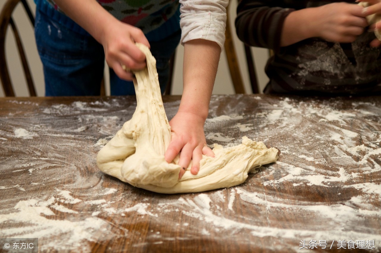揉面窍门,揉面省力小方法