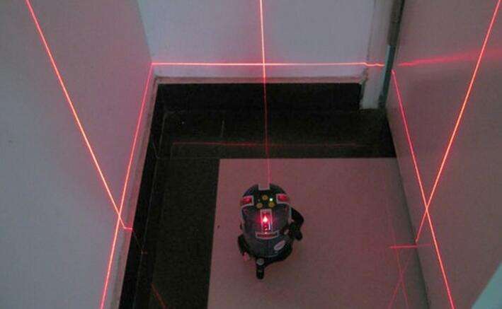 贴瓷砖的时候注意这3点，就知道泥工师傅手艺好不好