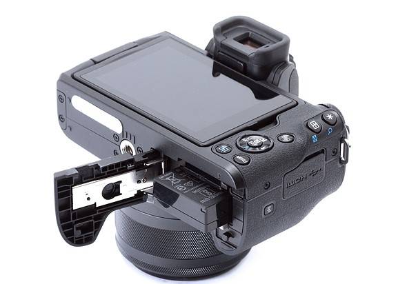 佳能微单eosm50必须配镜头吗,佳能微单eosm50二代m200