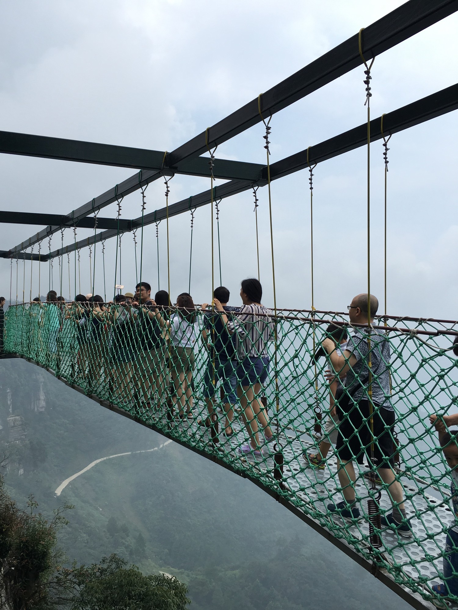 假如生活没精神怎么办，你需要来重庆奥陶纪受点冲击