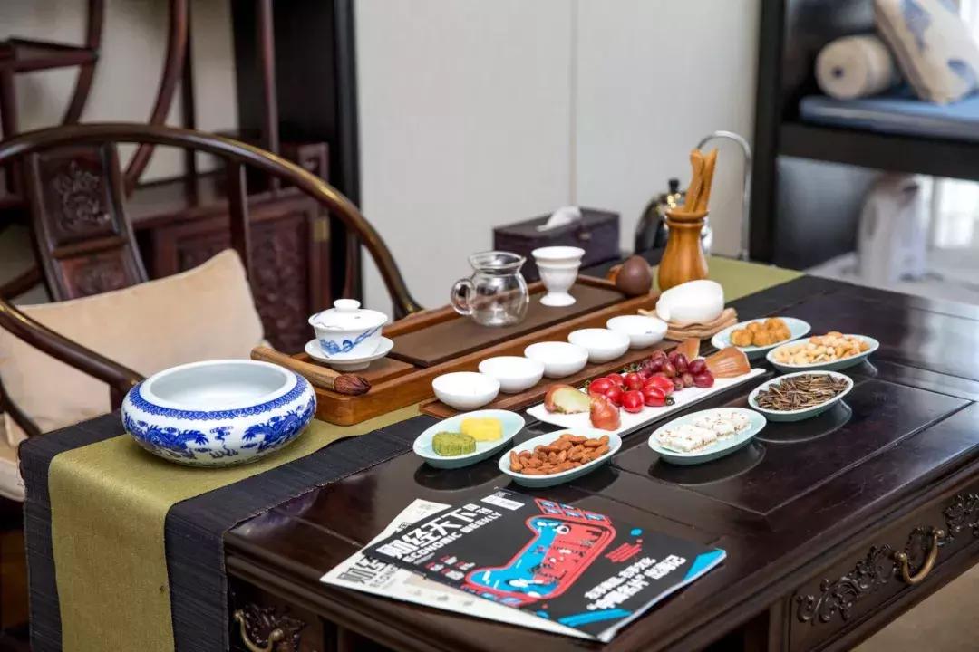 读懂社交电商，才能读懂这个帝国时代｜肖尚略对话胡文钦