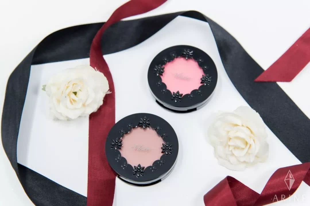 腮红推荐网红爆款中年人用的,腮红伪素颜推荐男