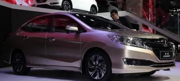 新款卡罗拉哪个配置最值得买,卡罗拉哪个配置值得买