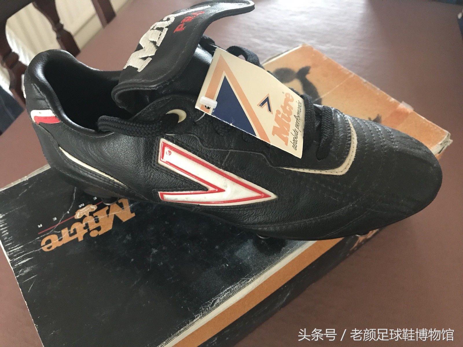 1994世界杯足球鞋回顾视频,2010世界杯足球鞋款式