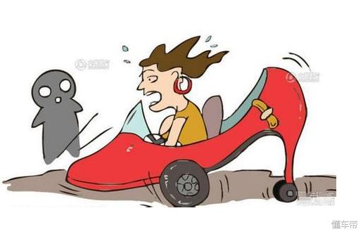 新手开车怎么找路感,快速熟悉车感路感