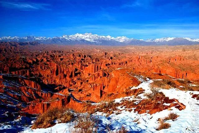 五一小长假北疆旅行,五一游玩的小短文50字