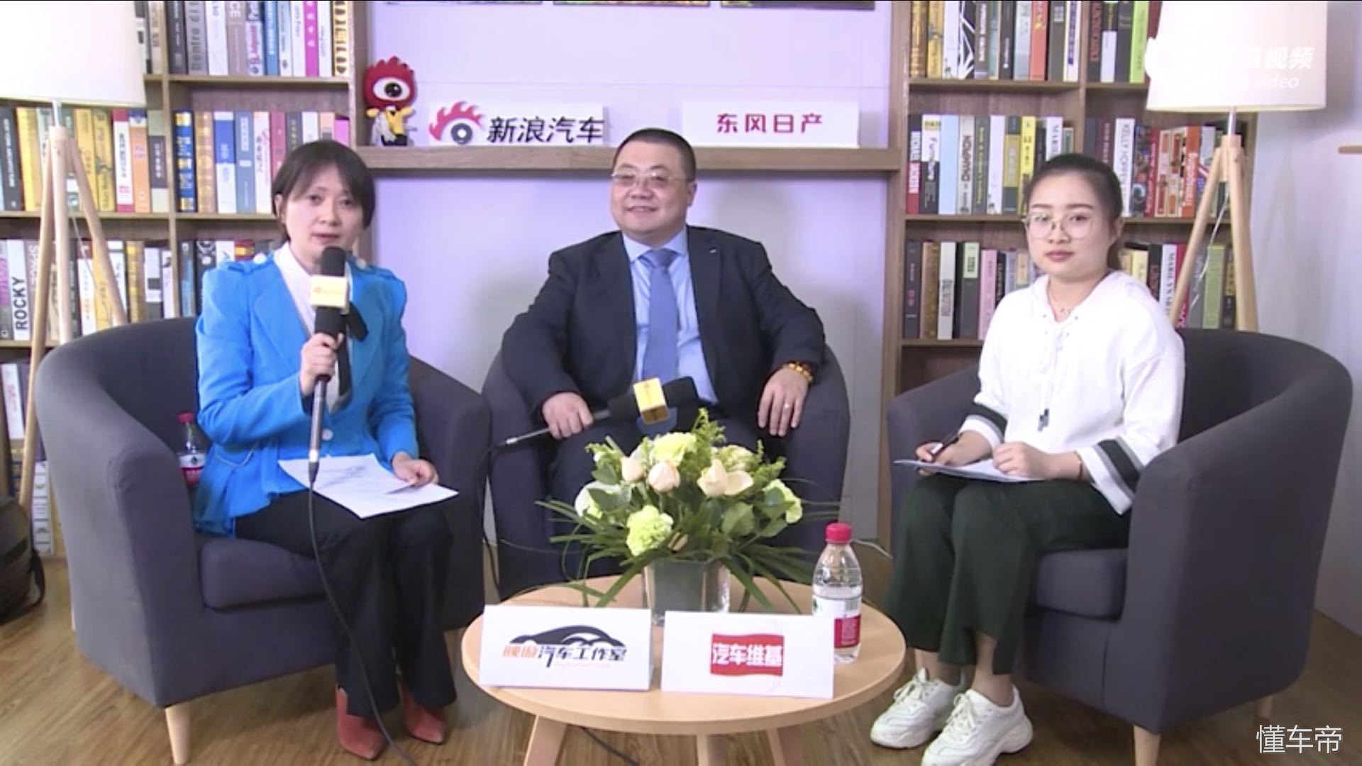 轩逸新能源纯电动汽车报价及图片,轩逸新能源纯电动汽车落地价