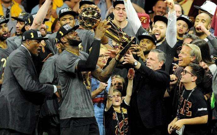 体育界惊天逆转集锦2024年,体育史最伟大时刻集锦