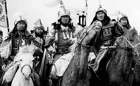 她本是成吉思汗的老婆，却为敌人生下孩子，后成蒙古最尊崇的皇后