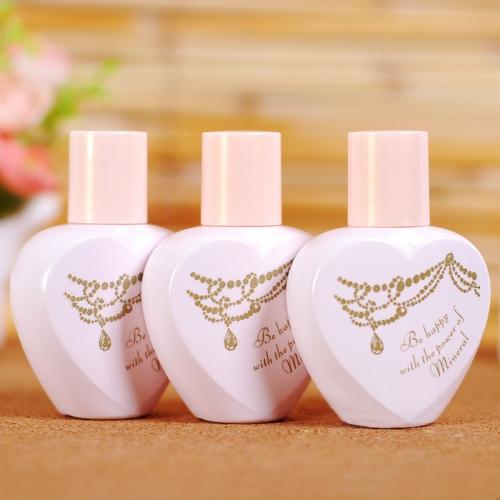 干净透彻的底妆选什么粉底液,打造无瑕皮肤的粉底液