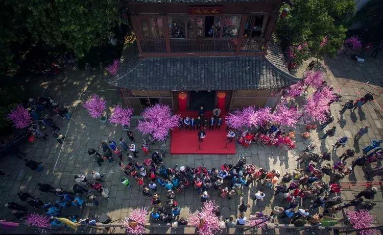 鐣叉棌椋庢儏鎽勫奖,杩愭渤鐣旂殑缇庢櫙