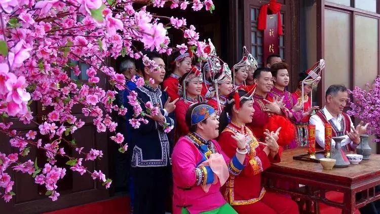 鐣叉棌椋庢儏鎽勫奖,杩愭渤鐣旂殑缇庢櫙