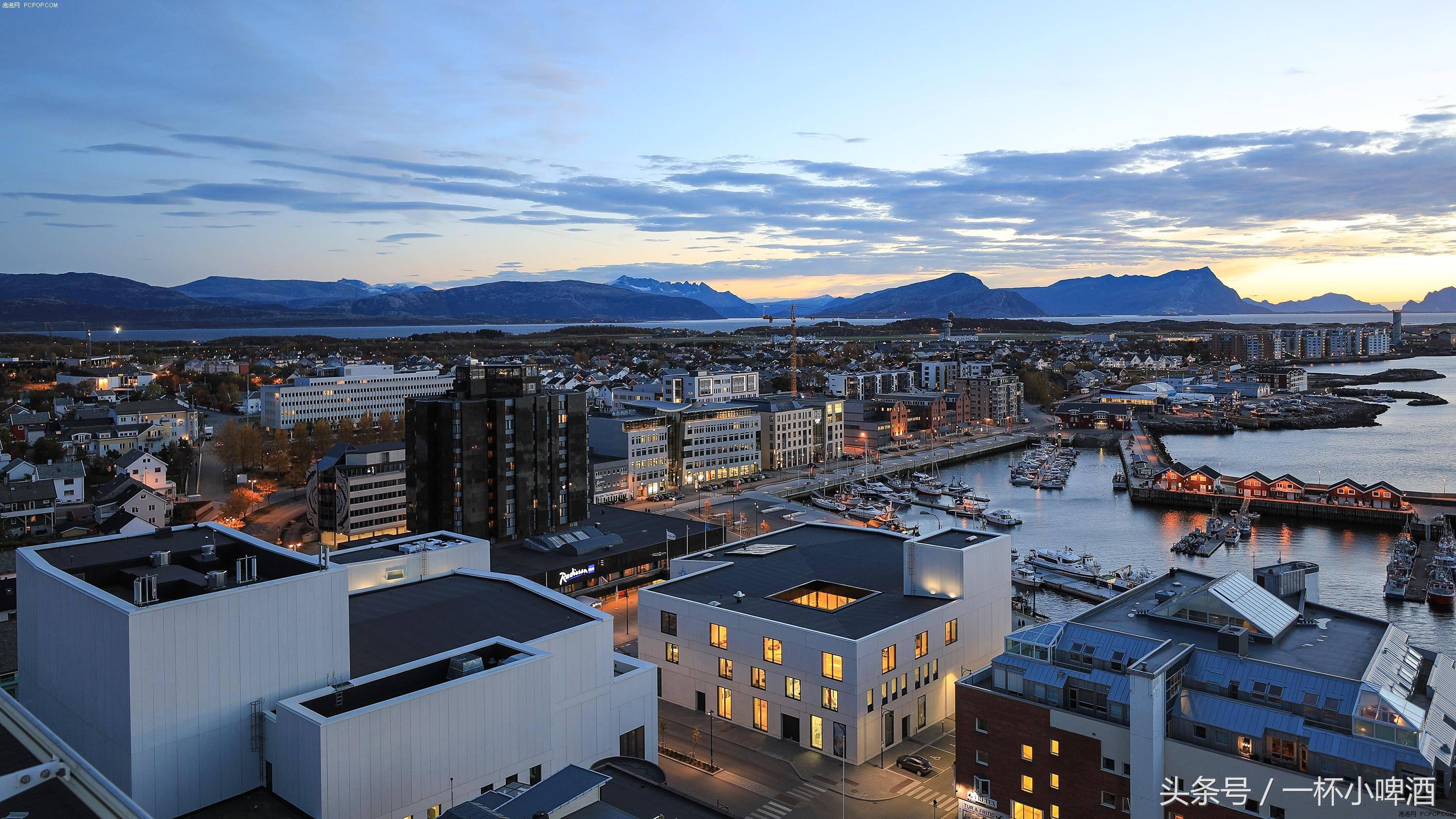 挪威绝美足球场,挪威诺夫顿岛球场