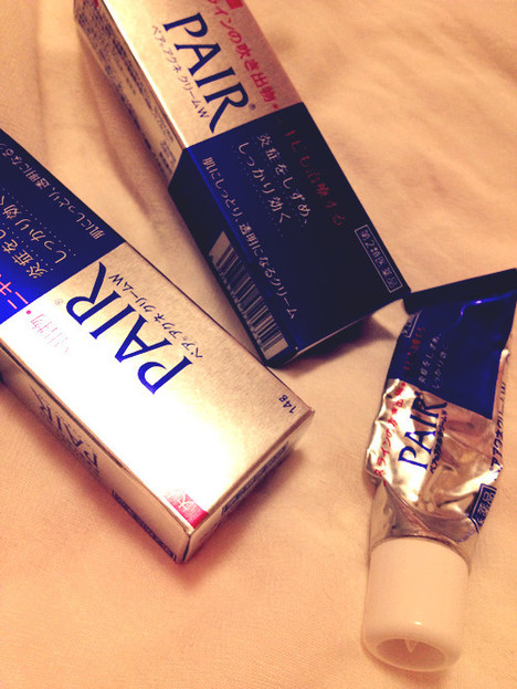 祛痘精华控油,去闭口祛痘控油精华左颜右色