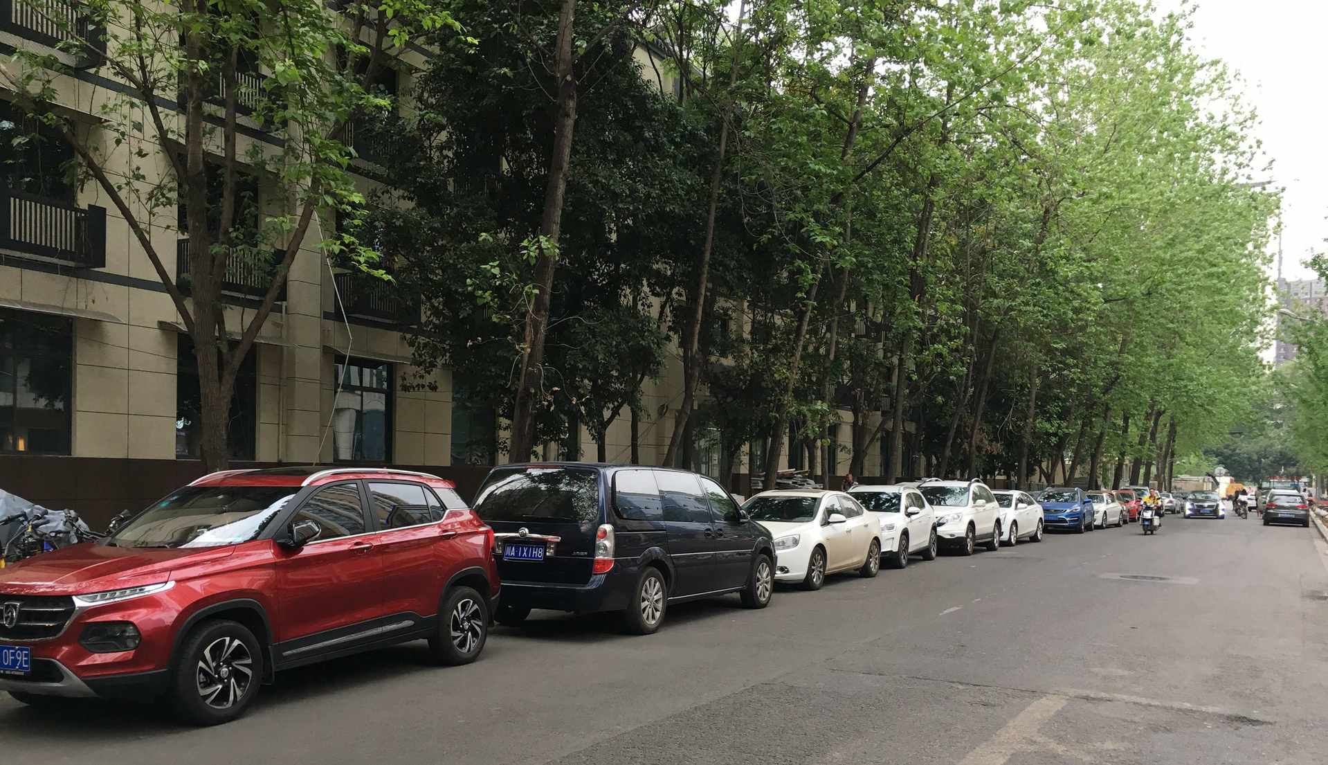 走，带你去建设路见见世面！