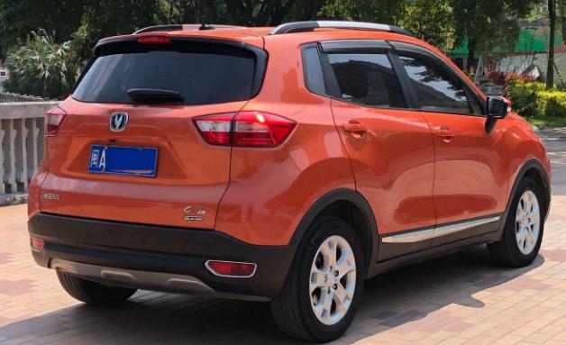 长安小型suvcs15,长安cs15ev