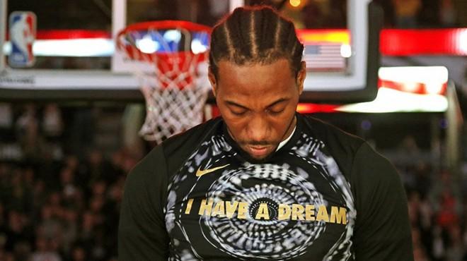 小卡重回马刺第一场,17到18赛季小卡与马刺