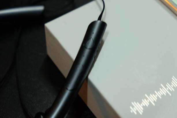 百元蓝牙耳机性价比之王漫步者z1,z1耳机测评