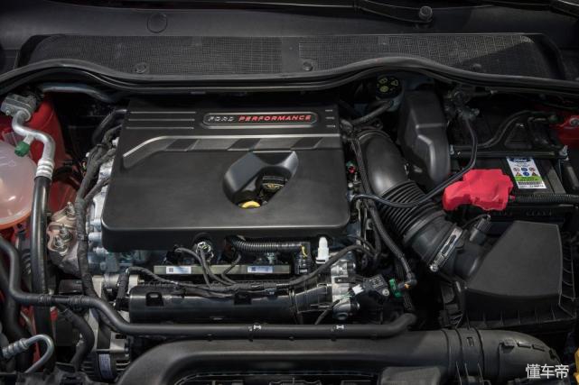 嘉年华st驾驶感受,哪怕只是坐在副驾驶也感觉很累