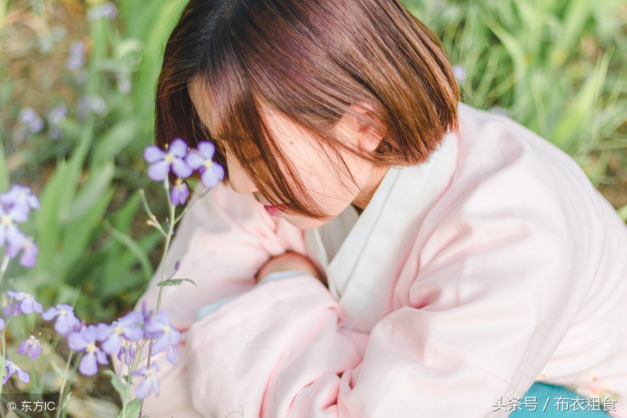 不能在一起只能把你藏在心里,有些人在一起一辈子也走不进心里