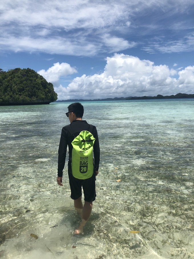 帕劳的海景风光给人美的享受,帕劳的海洋和沙滩风景图片