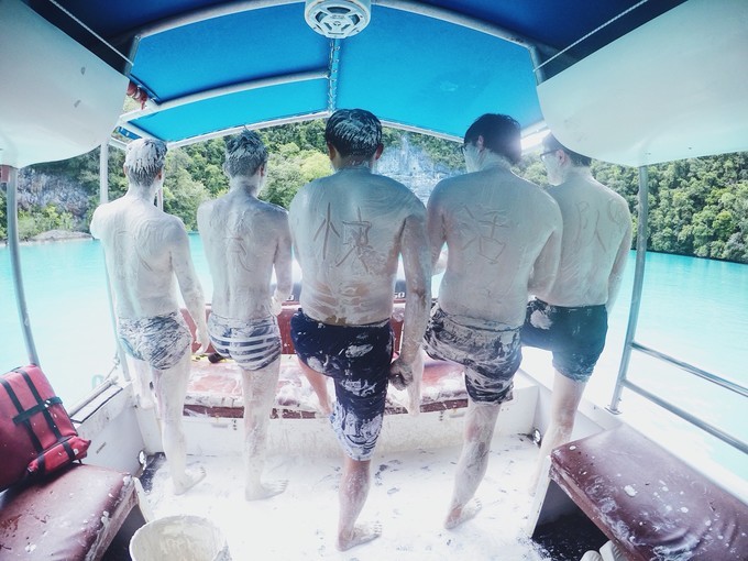 帕劳的海景风光给人美的享受,帕劳的海洋和沙滩风景图片